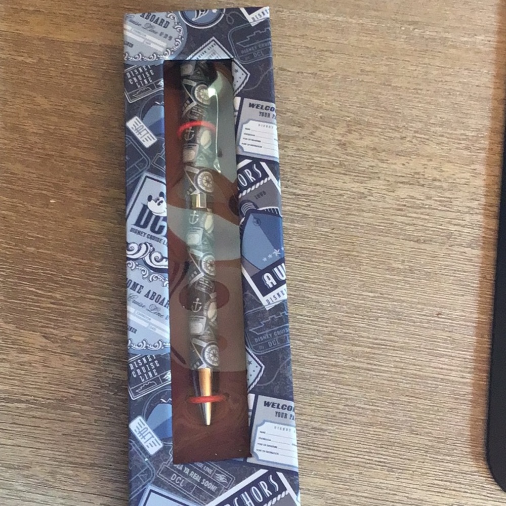 Disney Cruise Lines pen, new in box, never used